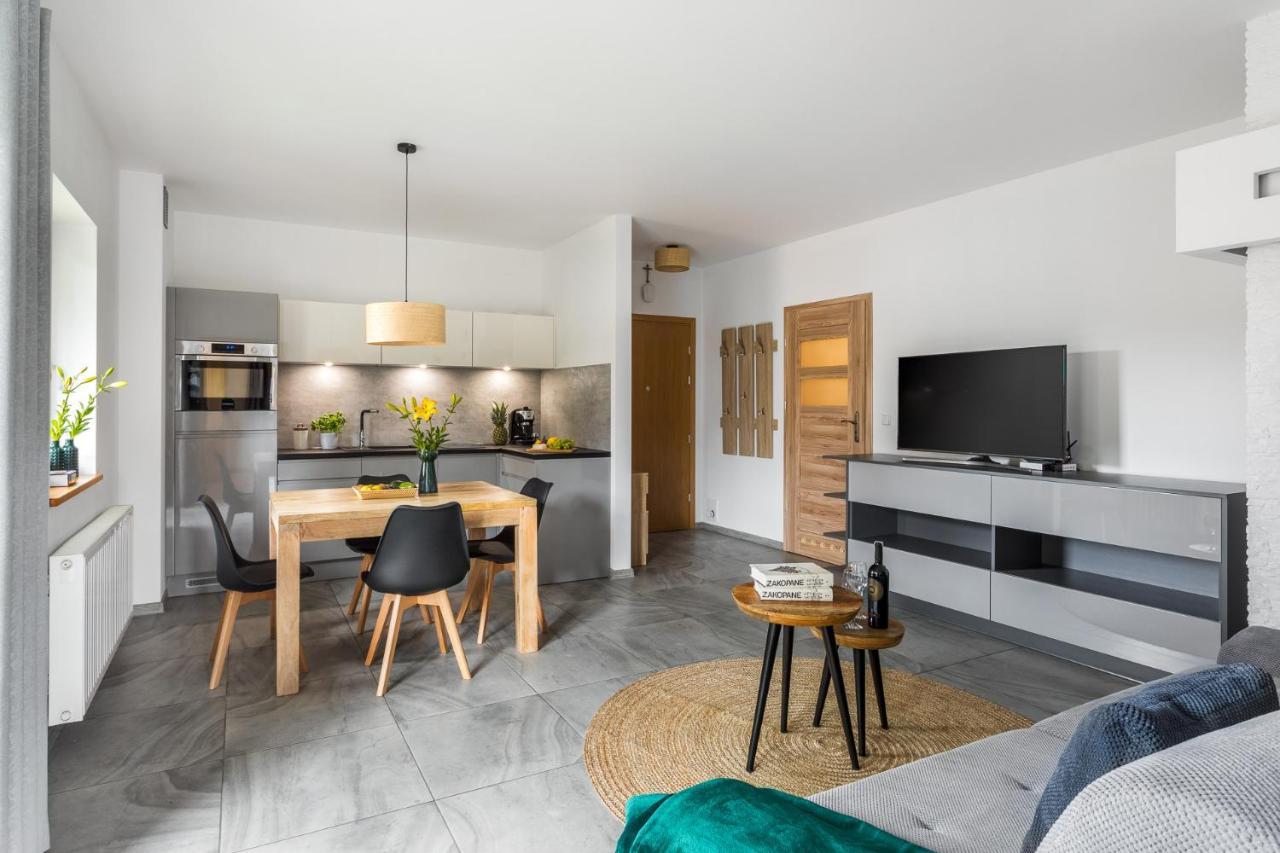 Apartamenty Pod Orlem Blisko Skoczni 자코파네 외부 사진